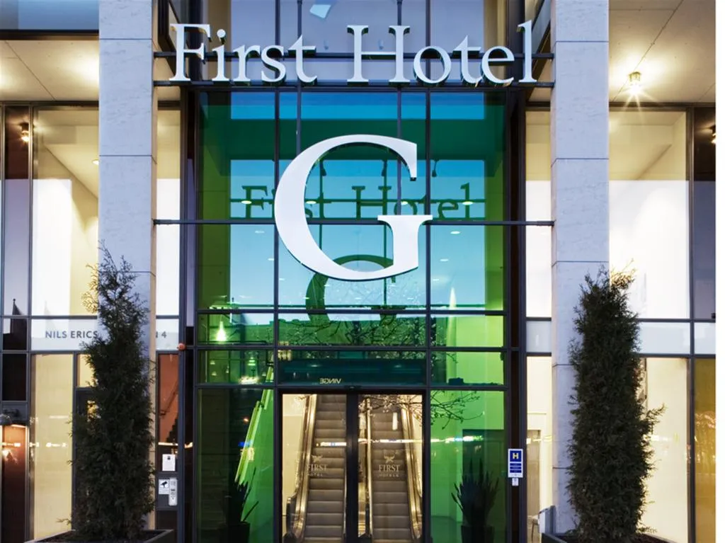 Building hotel First Hotel G