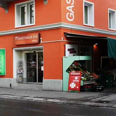Building hotel Gasthaus 210