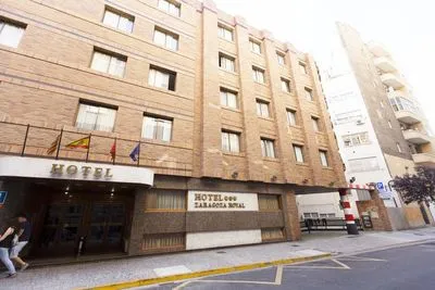 Building hotel Hotel Zaragoza Royal