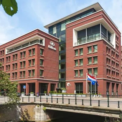 Building hotel Hilton The Hague