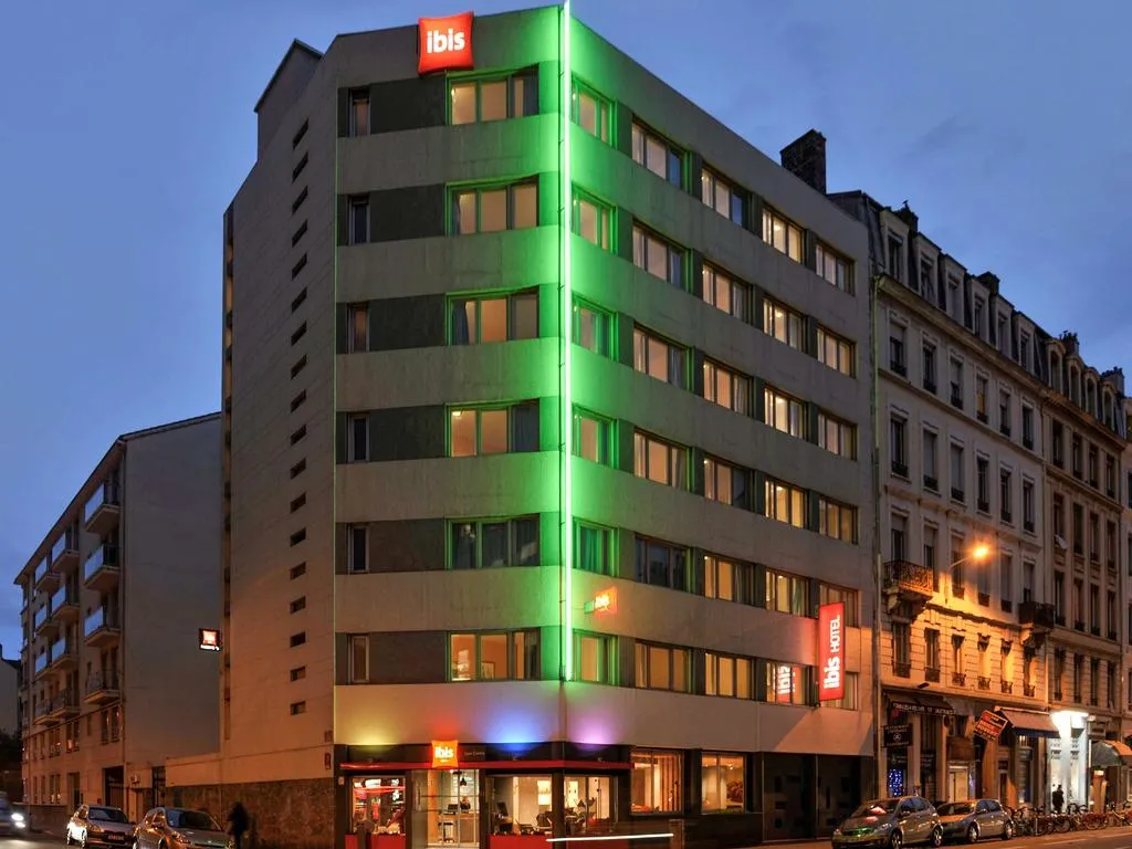 Building hotel Hotel ibis Lyon Centre