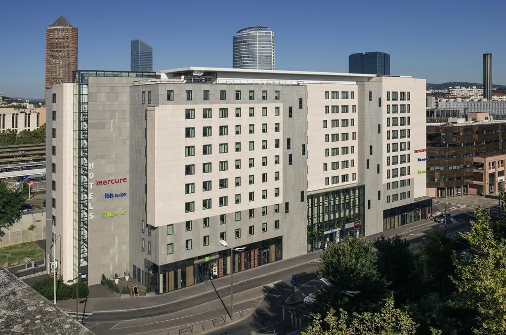 Building hotel Mercure Lyon Centre - Gare Part Dieu hotel