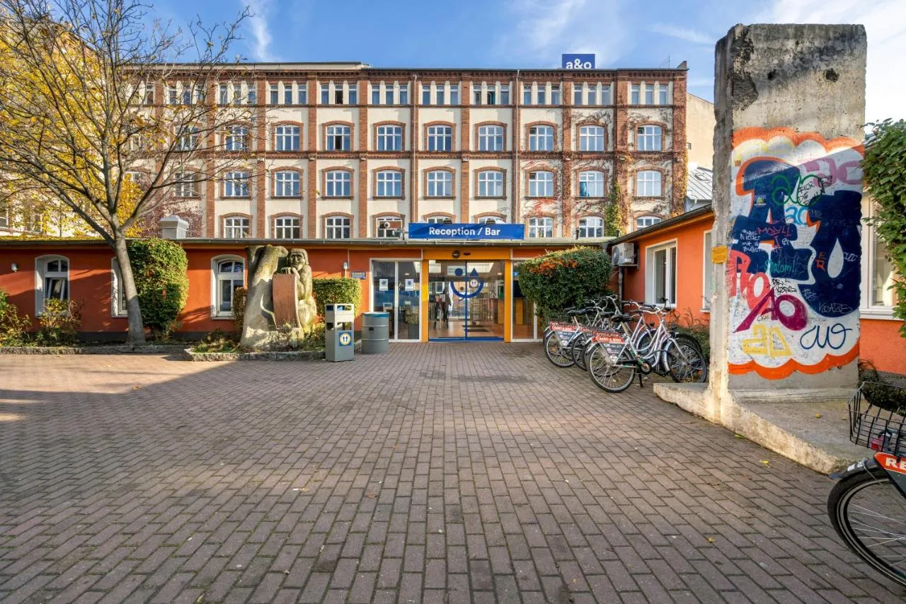 Building hotel A&O Berlin Friedrichshain