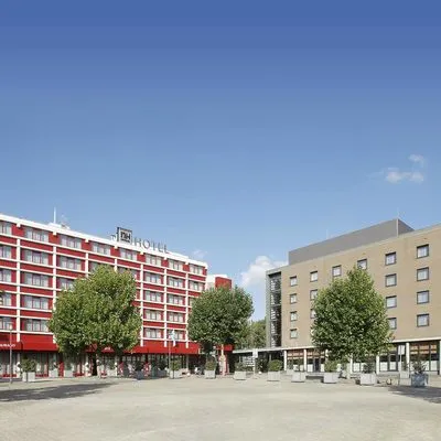 Building hotel NH Maastricht