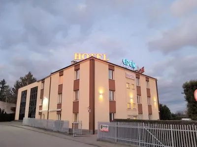 Building hotel Eden