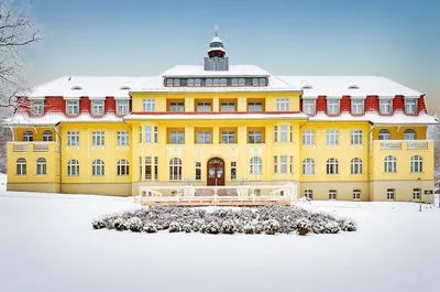 Gebäude von Hotel Villa Südharz