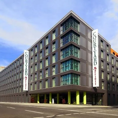 Building hotel Courtyard by Marriott Cologne
