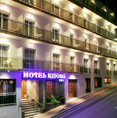Building hotel Hotel Ridomar
