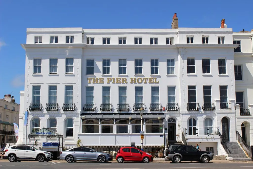 Building hotel The Pier Hotel Eastbourne