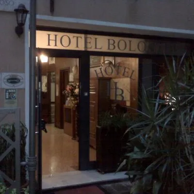 Building hotel Hotel Bologna
