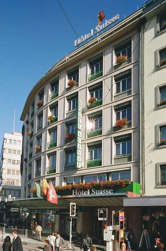 Building hotel Hôtel Suisse 