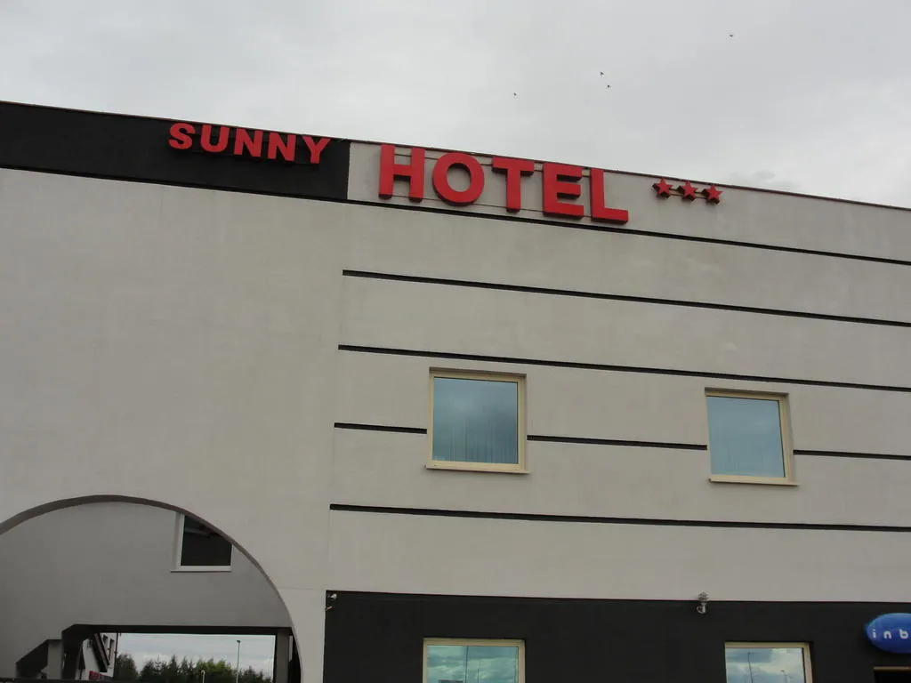 Building hotel Hotel Sunny