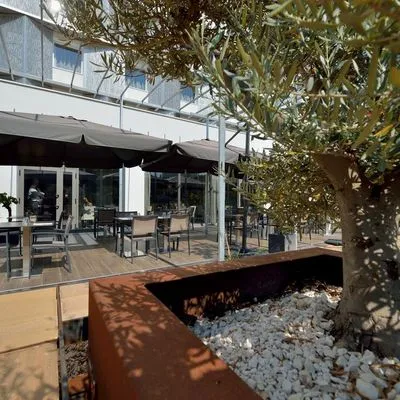 Building hotel AC Hotel Marseille Prado Velodrome
