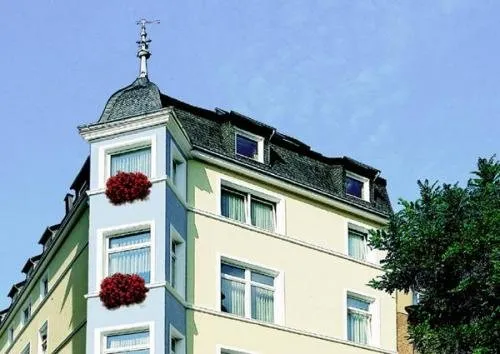 Building hotel Trabener Hof