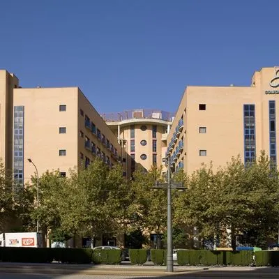 Building hotel Colegio Mayor Galileo Galilei