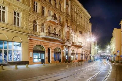 Building hotel Pod Orłem