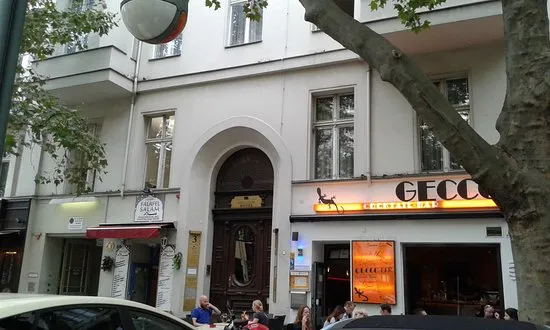 Upper Room Hotel