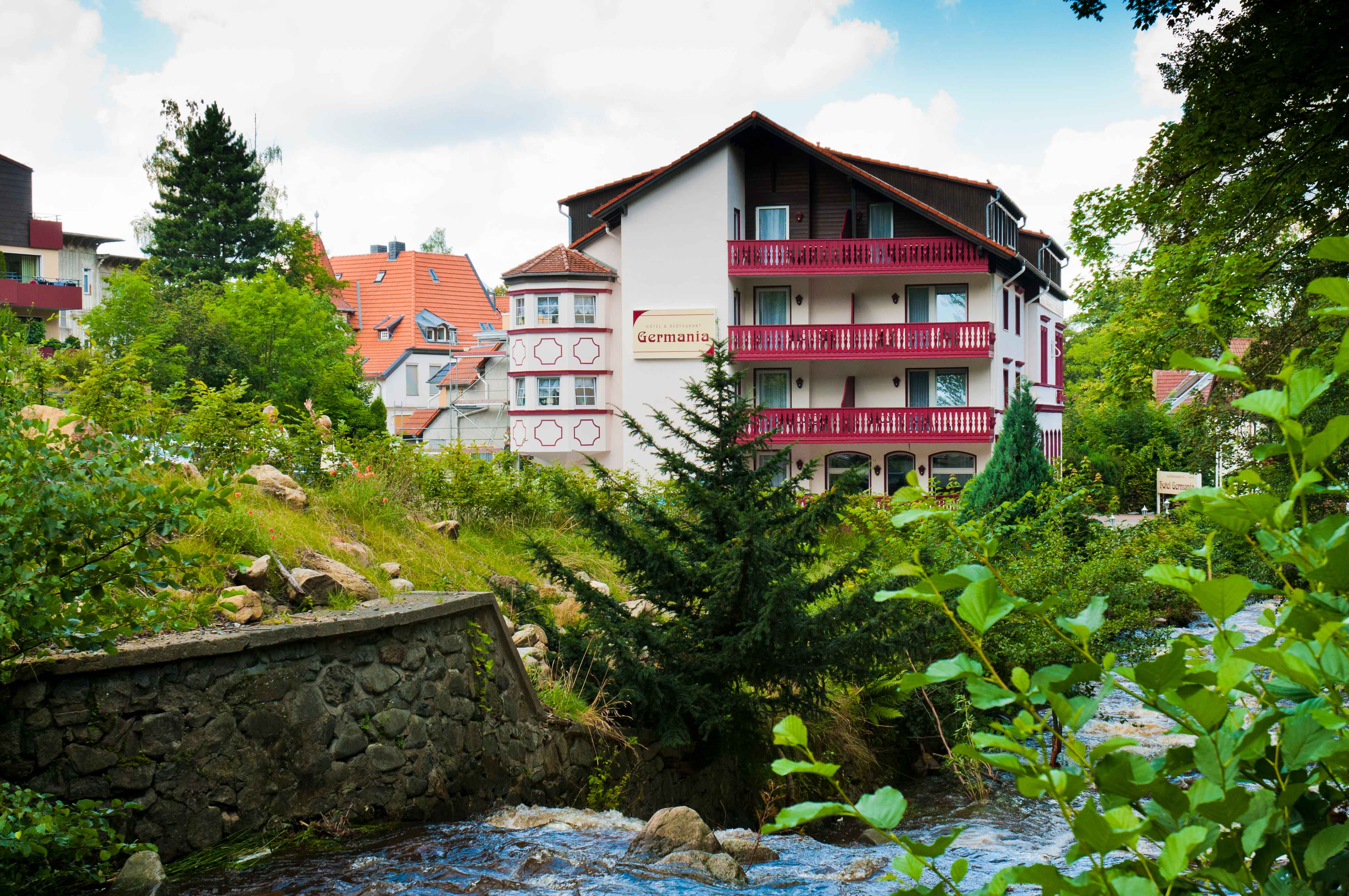 Building hotel REGIOHOTEL Germania