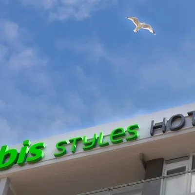 Building hotel ibis Den Haag Scheveningen