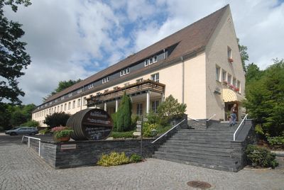 Building hotel Land- und Golfhotel Eisenach