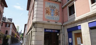 Building hotel Hôtel des Princes
