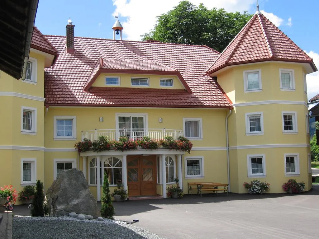 Building hotel Talhof