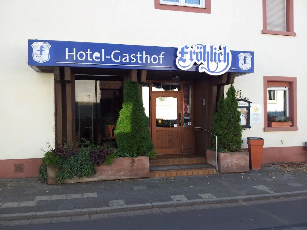 Building hotel Hotel Fröhlich