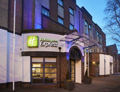 Building hotel Holiday Inn Express Belfast