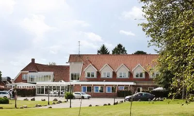 Gebäude von Fangel Kro & Hotel