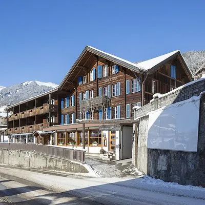 Building hotel Jungfrau Lodge - Swiss Mountain Hotel
