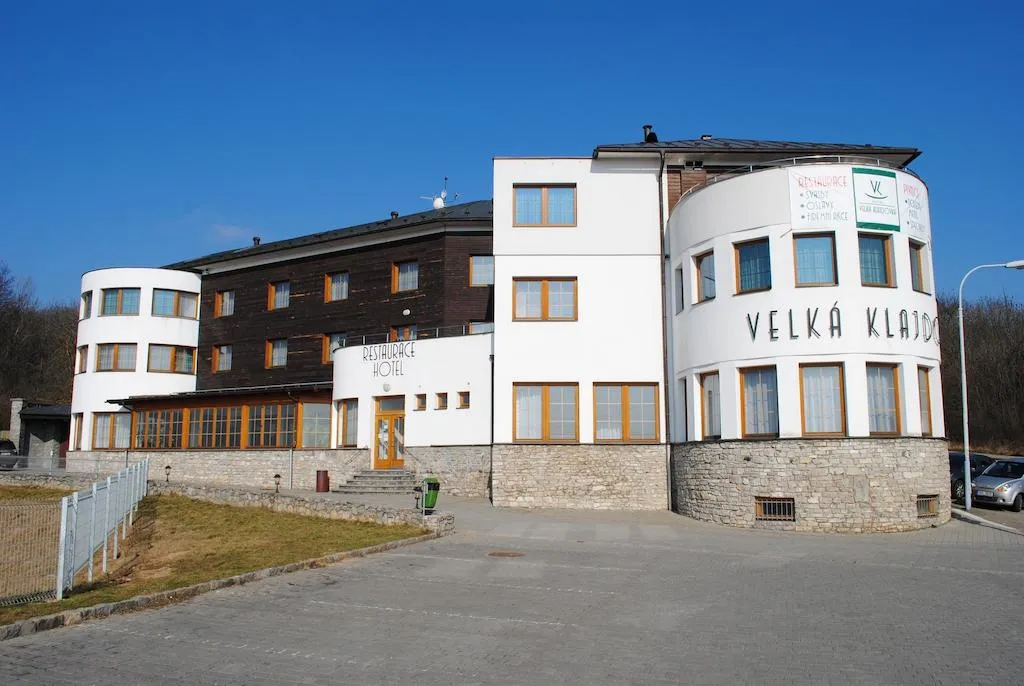Building hotel Velká Klajdovka