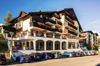 Gebäude von Hotel Alpenruh-Micheluzzi