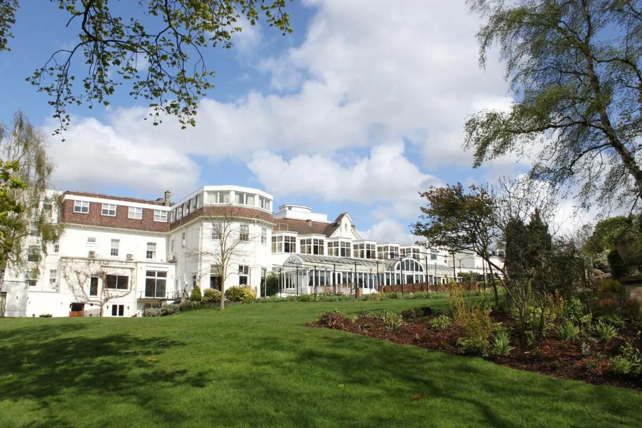 Bromley Court Hotel London