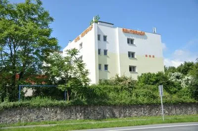 Gebäude von Hotel Restaurant Reuterhof