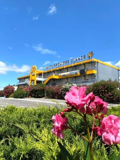 Building hotel Première Classe - Perpignan Sud