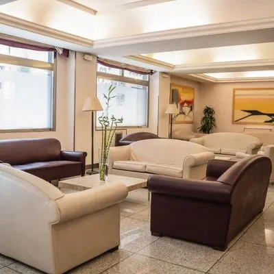 Building hotel Hotel Mediterraneo