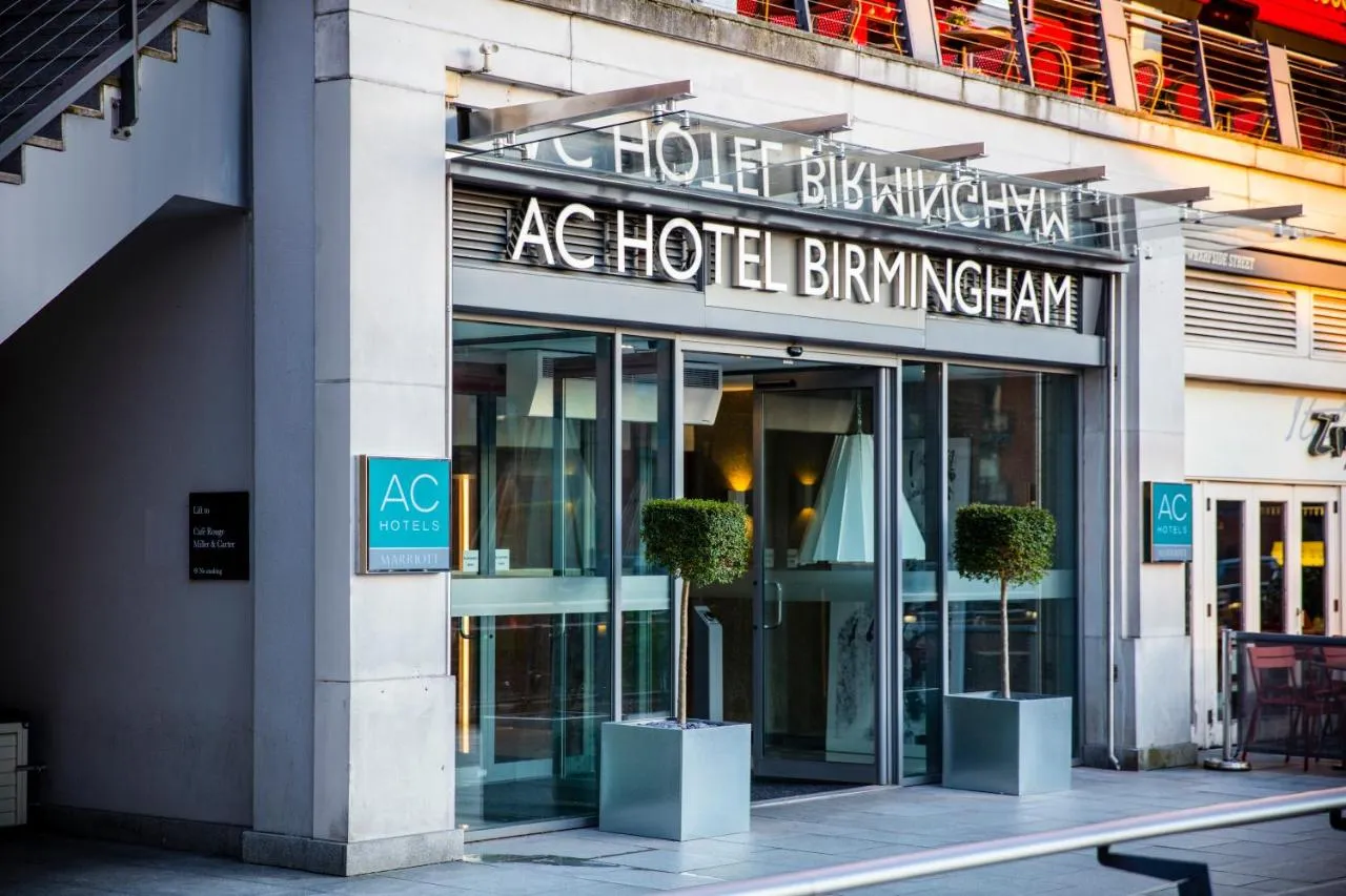 Building hotel AC Hotel Birmingham