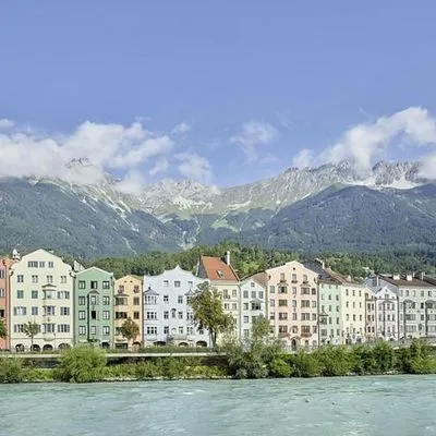 Building hotel Appartement-Innsbruck