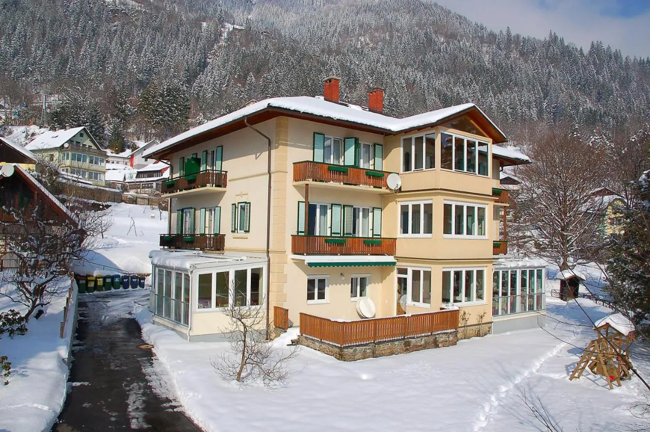 Building hotel Villa Marienhof
