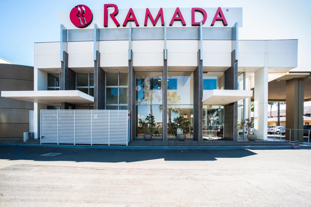 Building hotel Ramada Hotel & Suites by Wyndham Cabramatta