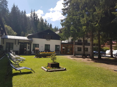 Building hotel HG Casa Alpina - Guest House