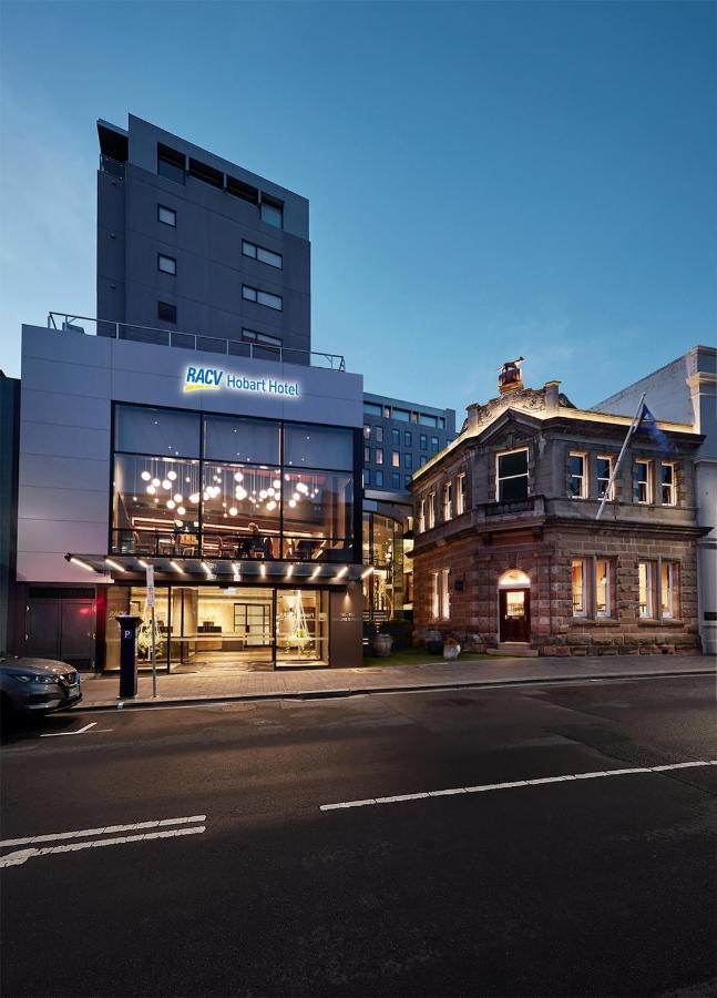 Building hotel RACV Hobart Hotel