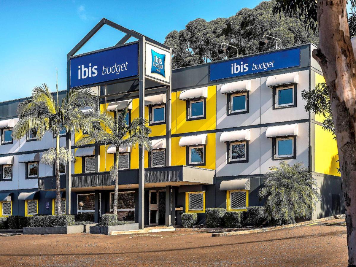 Building hotel ibis Budget - Enfield