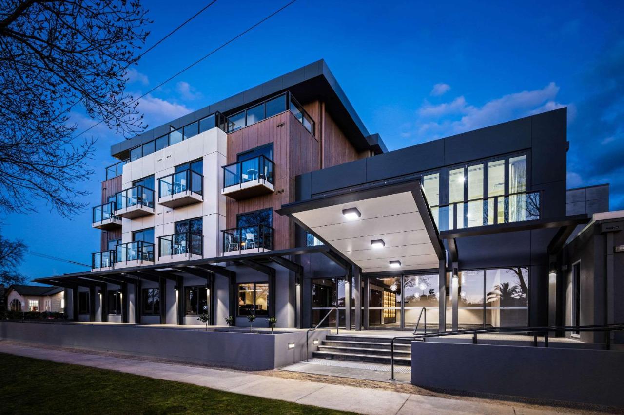 Building hotel Quality Hotel Lakeside