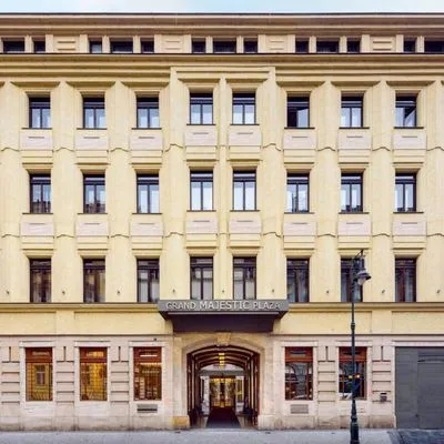 Building hotel Grand Majestic Prague