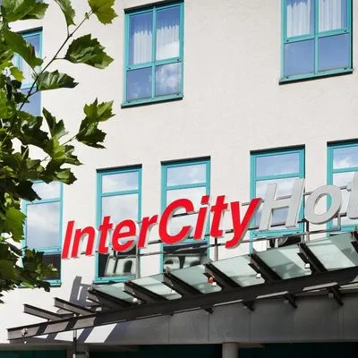 Building hotel IntercityHotel Kassel