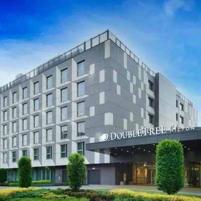 Building hotel DoubleTree by Hilton Krakow Hotel & Convention Center